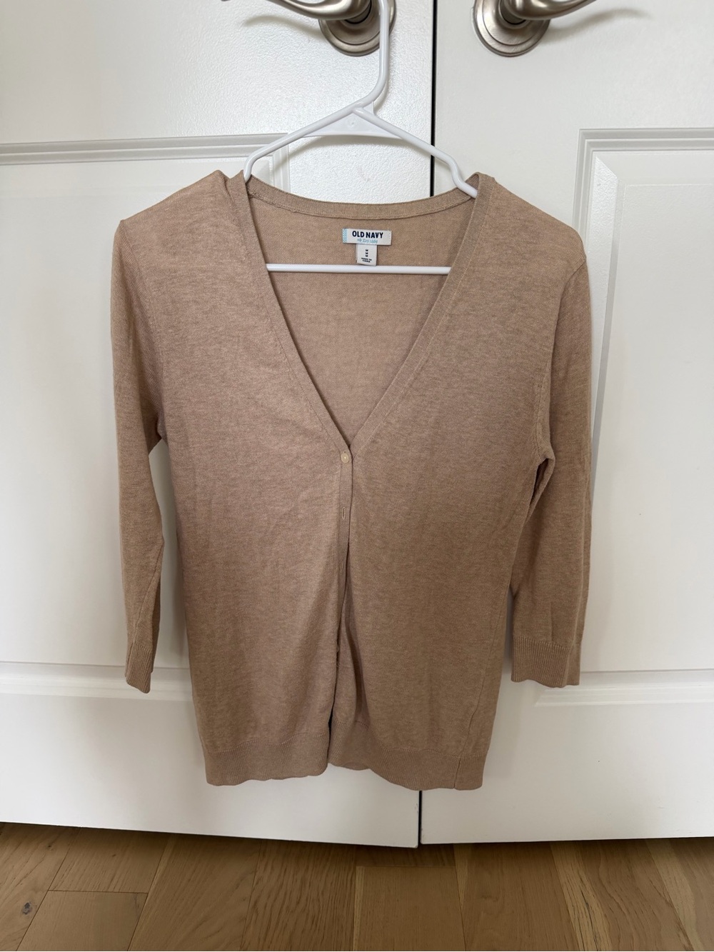 Old Navy Women's Tan V-Neck Lightweight Cardigan